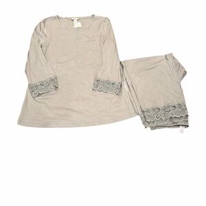 NWT Hanro Moments Elegant Pajama Set with Lace Trim Size Small